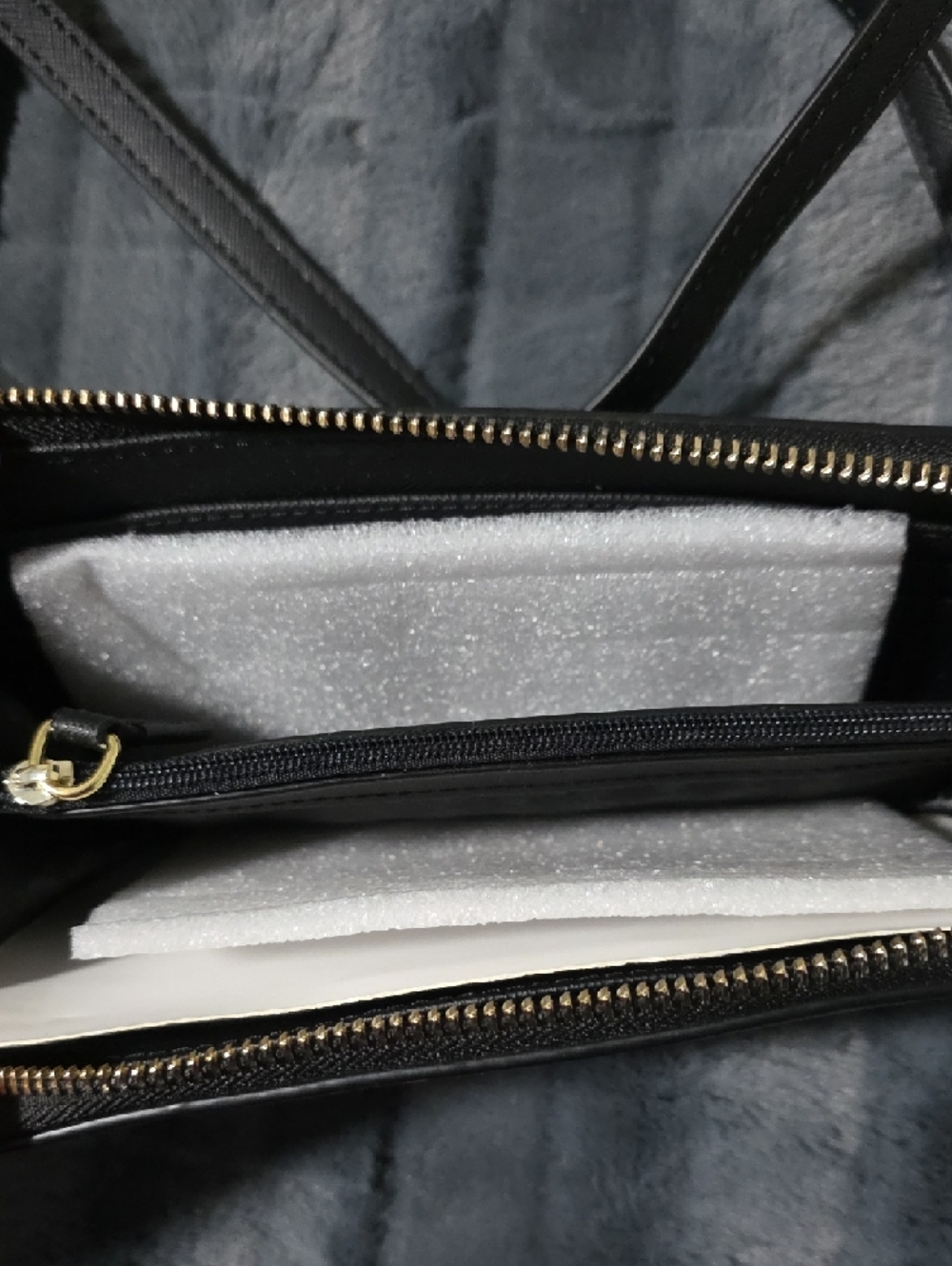 Karl Lagerfeld Black Crossbody Wallet with Rainbow KL Logo - Picture 4 of 6